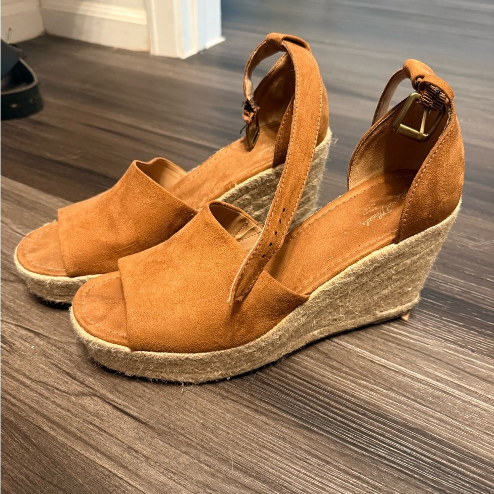 Women's Wedge Sandals